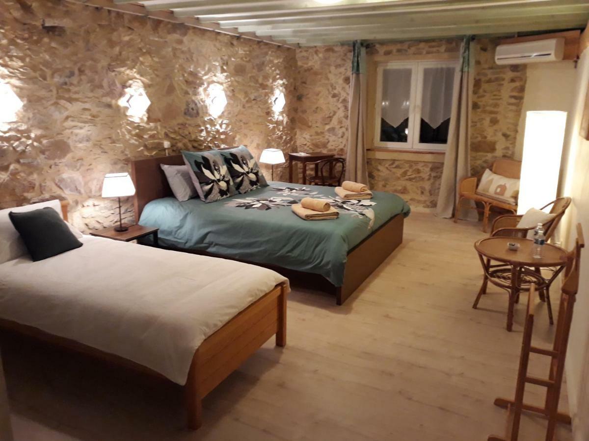 Chambres D'Hotes Les Gragniotes Tournissan Экстерьер фото